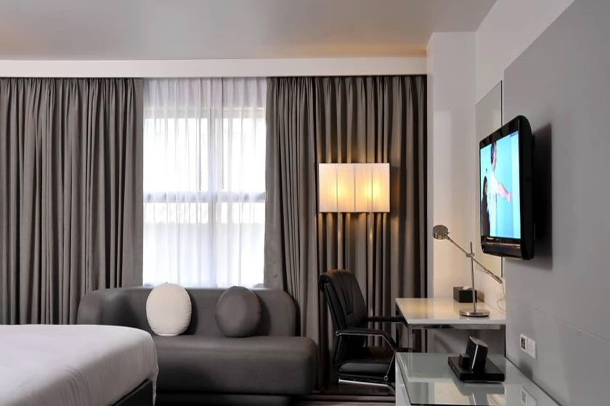 Best Western Sukhumvit 20 Бангкок Экстерьер фото