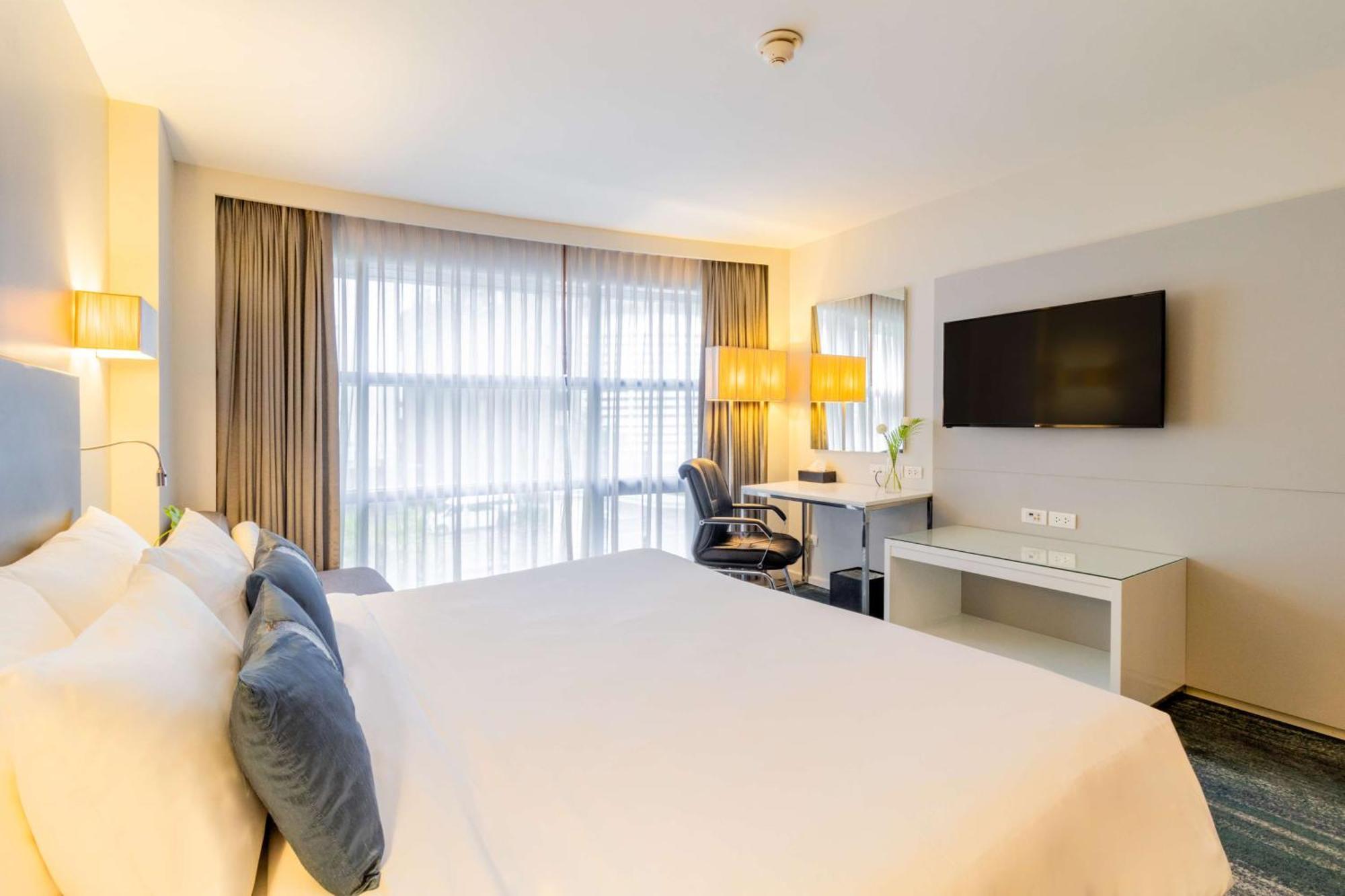 Best Western Sukhumvit 20 Бангкок Экстерьер фото