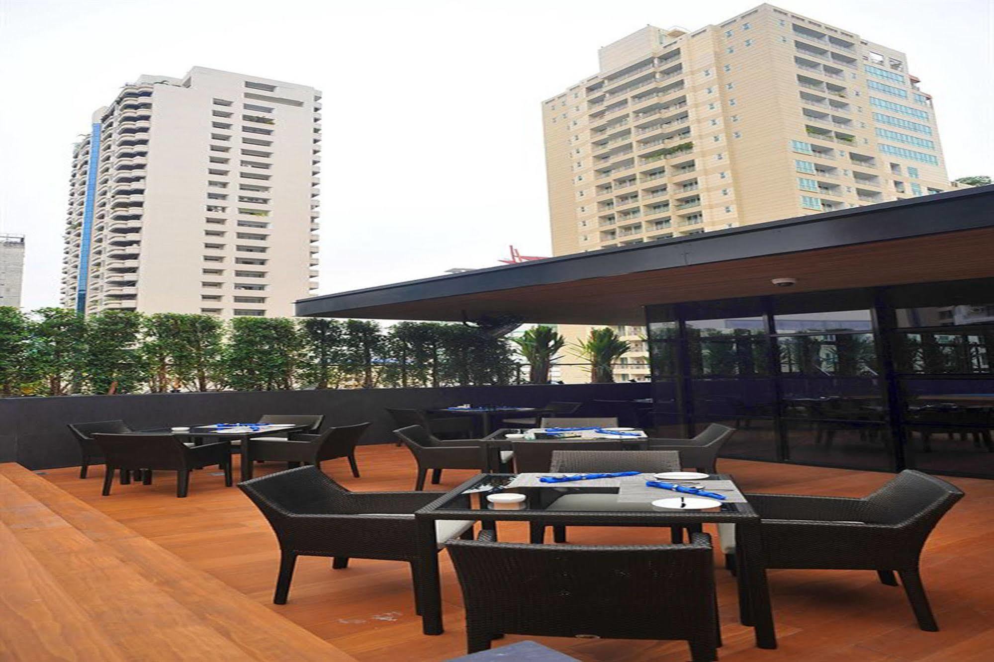 Best Western Sukhumvit 20 Бангкок Экстерьер фото